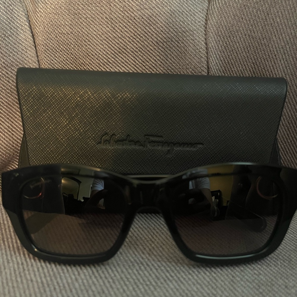 Salvatore Ferragamo Black Square Sunglasses with case